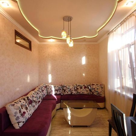 Amiryan Street 1 Bedroom Deluxe Apartment With Balcony Am104 Jerevan Exteriér fotografie