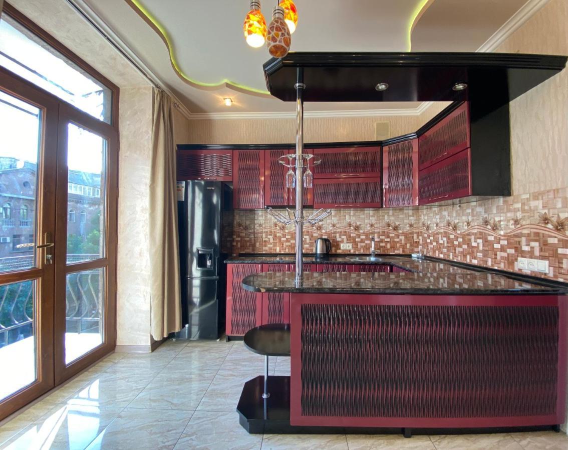 Amiryan Street 1 Bedroom Deluxe Apartment With Balcony Am104 Jerevan Exteriér fotografie